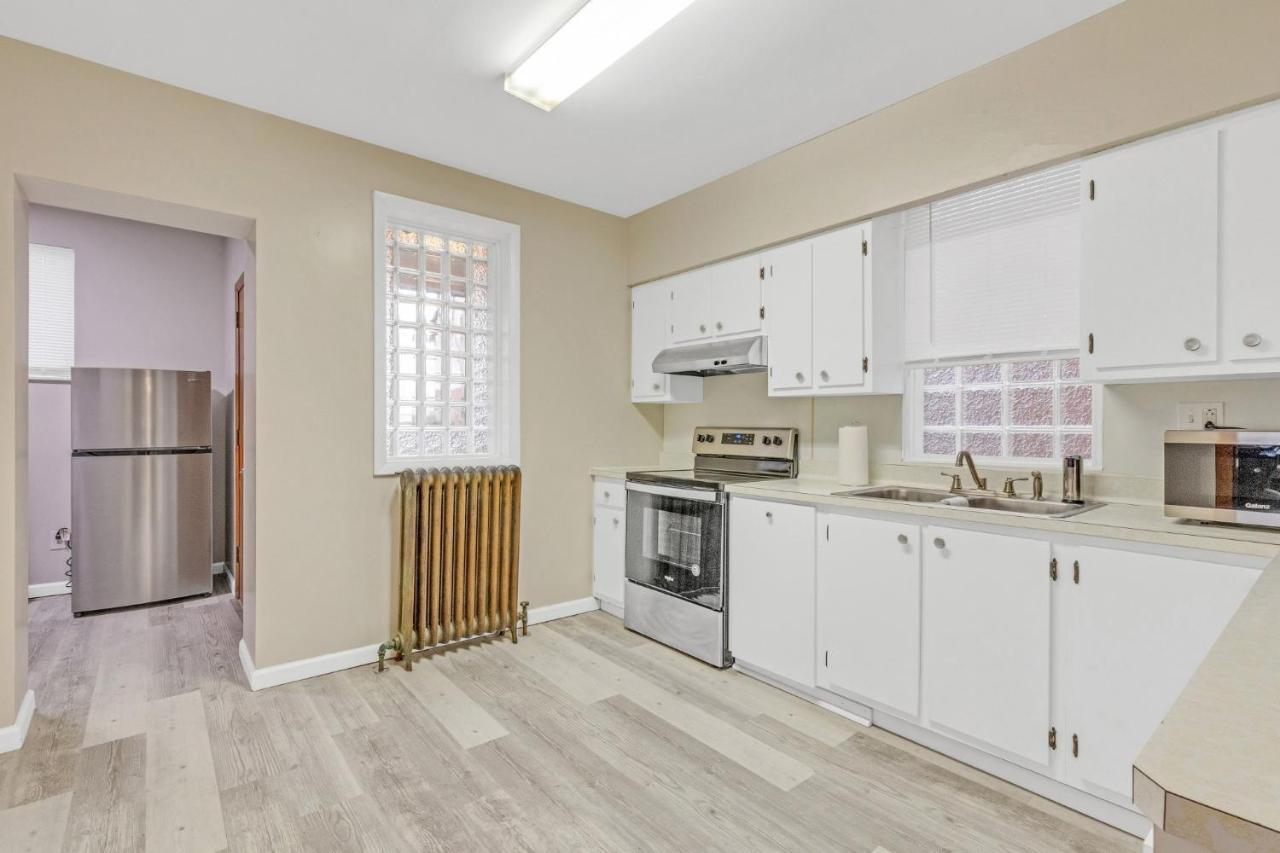 "New Listing" Spacious 3 Bedroom Large Home Close To Downtown, Oakland, & East Liberty! Home Питсбърг Екстериор снимка