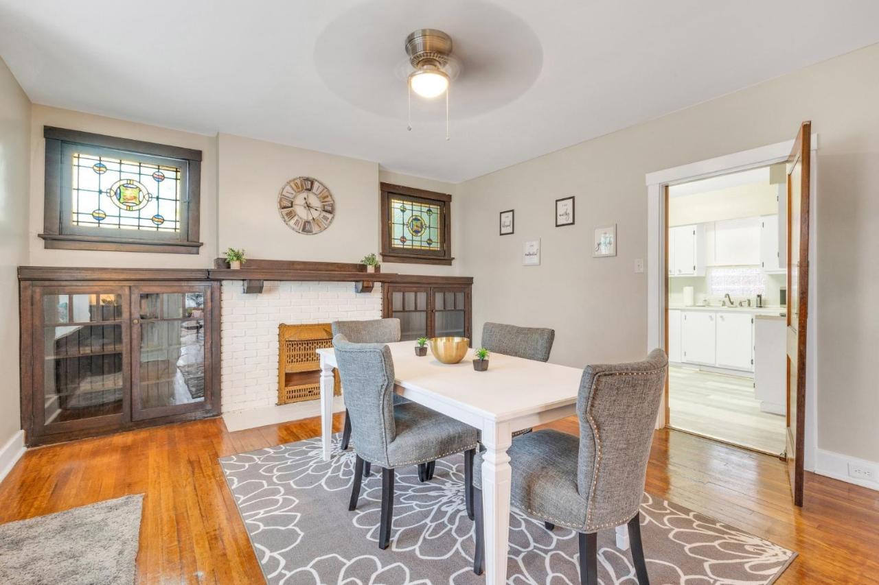 "New Listing" Spacious 3 Bedroom Large Home Close To Downtown, Oakland, & East Liberty! Home Питсбърг Екстериор снимка