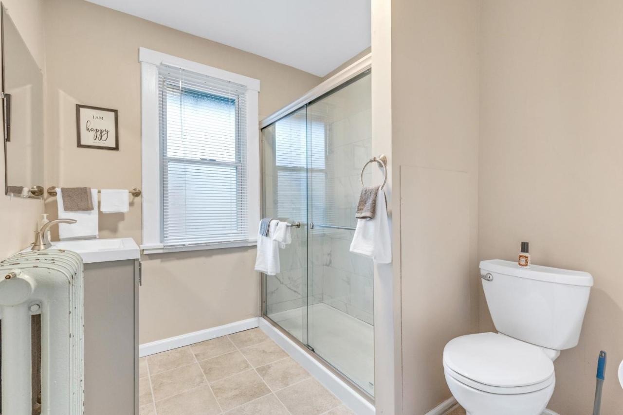 "New Listing" Spacious 3 Bedroom Large Home Close To Downtown, Oakland, & East Liberty! Home Питсбърг Екстериор снимка