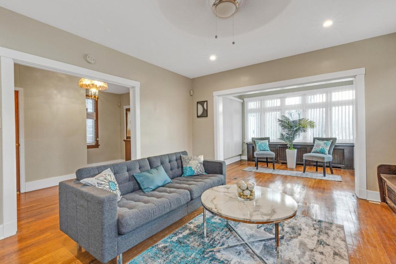 "New Listing" Spacious 3 Bedroom Large Home Close To Downtown, Oakland, & East Liberty! Home Питсбърг Екстериор снимка