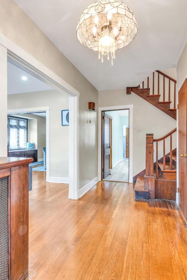 "New Listing" Spacious 3 Bedroom Large Home Close To Downtown, Oakland, & East Liberty! Home Питсбърг Екстериор снимка